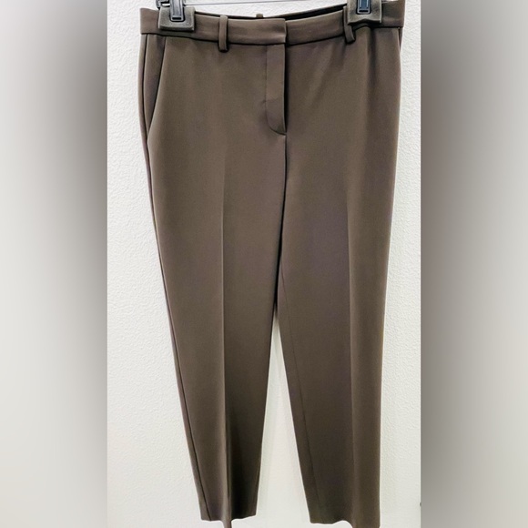 THEORY Trecca Wool-Blend Cropped Pants - Picture 3 of 5